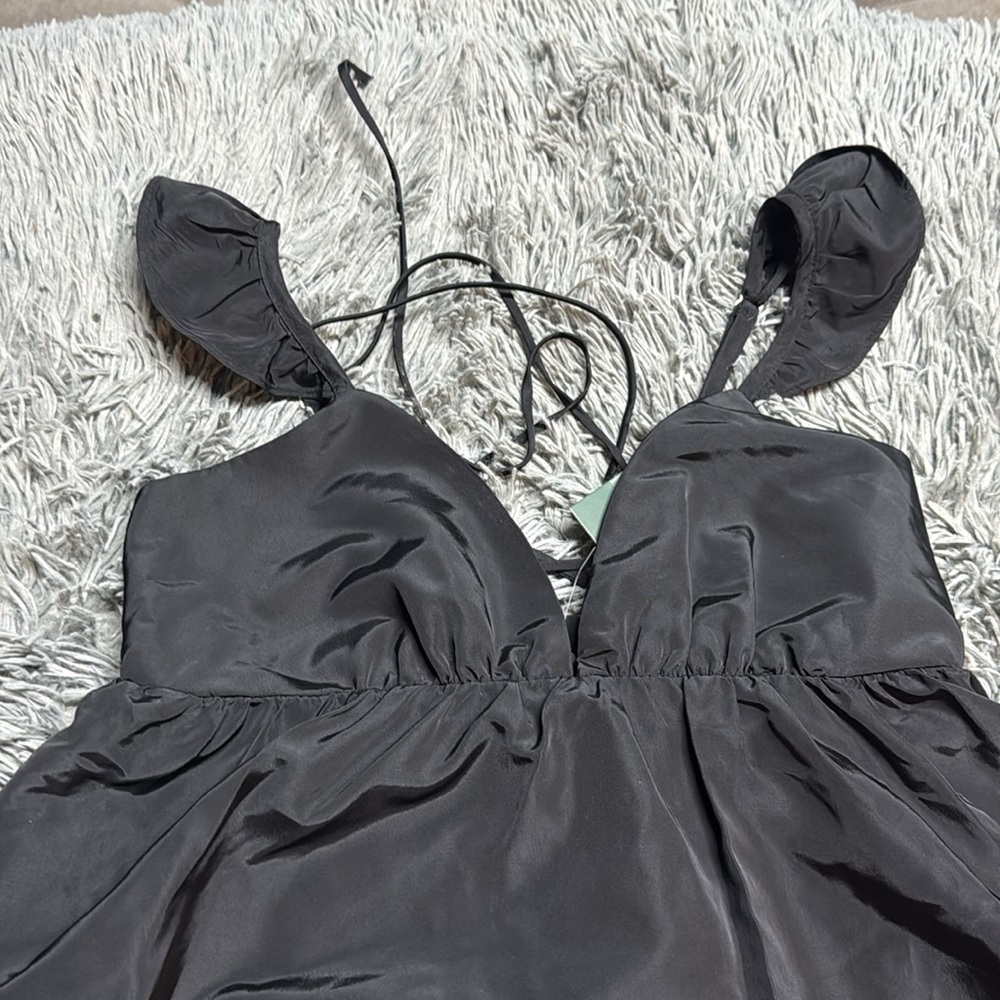 🥰🥰Satin Flutter Cap Sleeve Mini Bubble Dress🥰🥰 - Picture 5 of 8